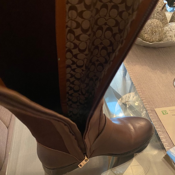 Coach Farrah boot Riding boots -never worn size 7 - Picture 2 of 4